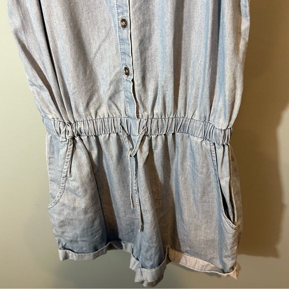 Romeo & Juliet Couture Light Blue Denim/Chambray Sleeveless Shorts Romper - Picture 3 of 7